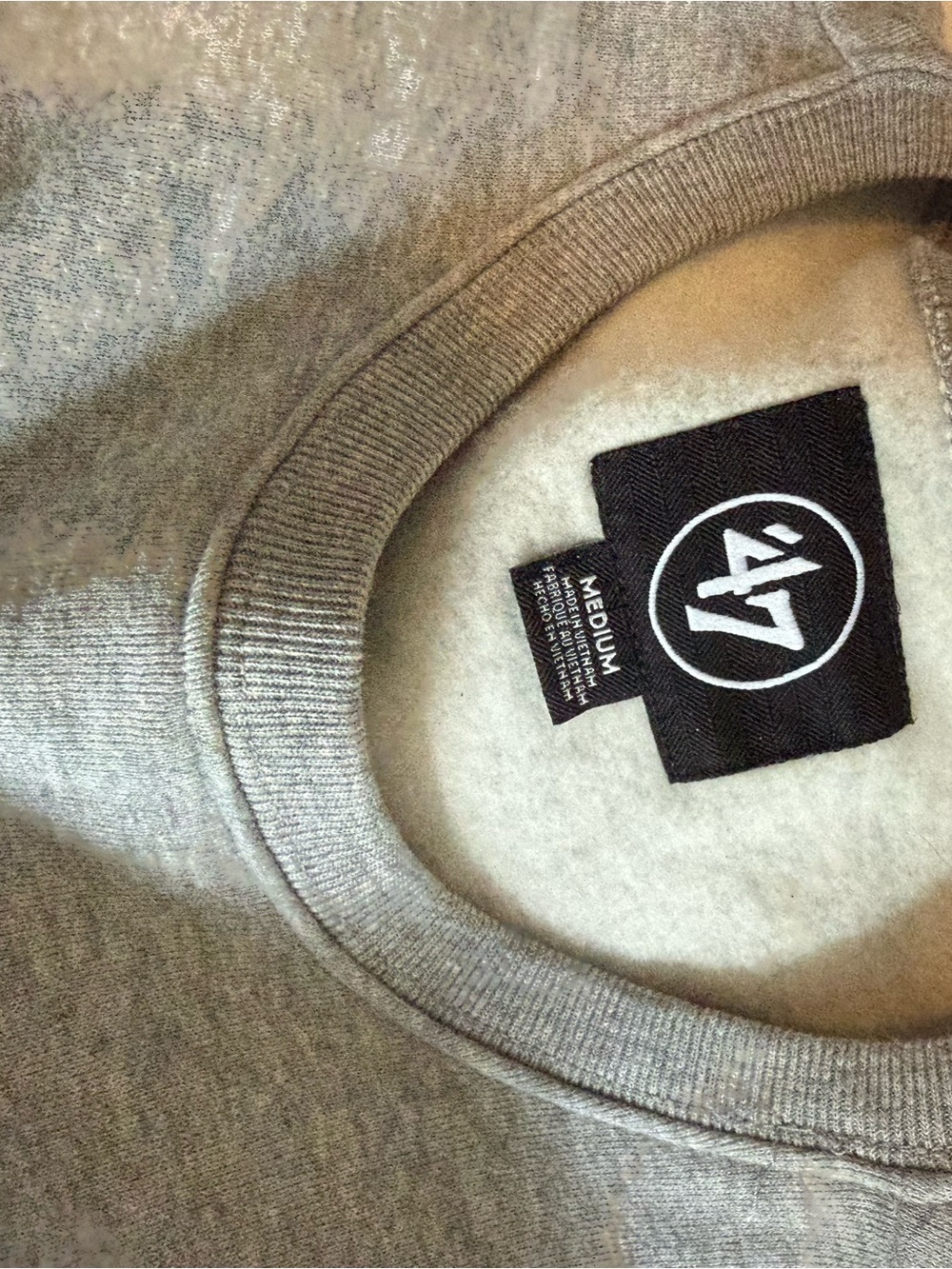 47 Brand Memphis Grizzlies Crewneck - Picture 2 of 2